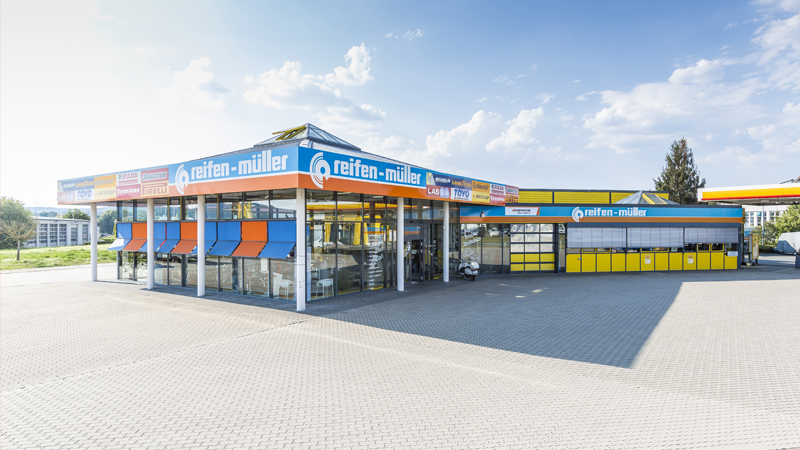 Reifen Müller Filiale Neustadt bei Coburg, Außenansicht